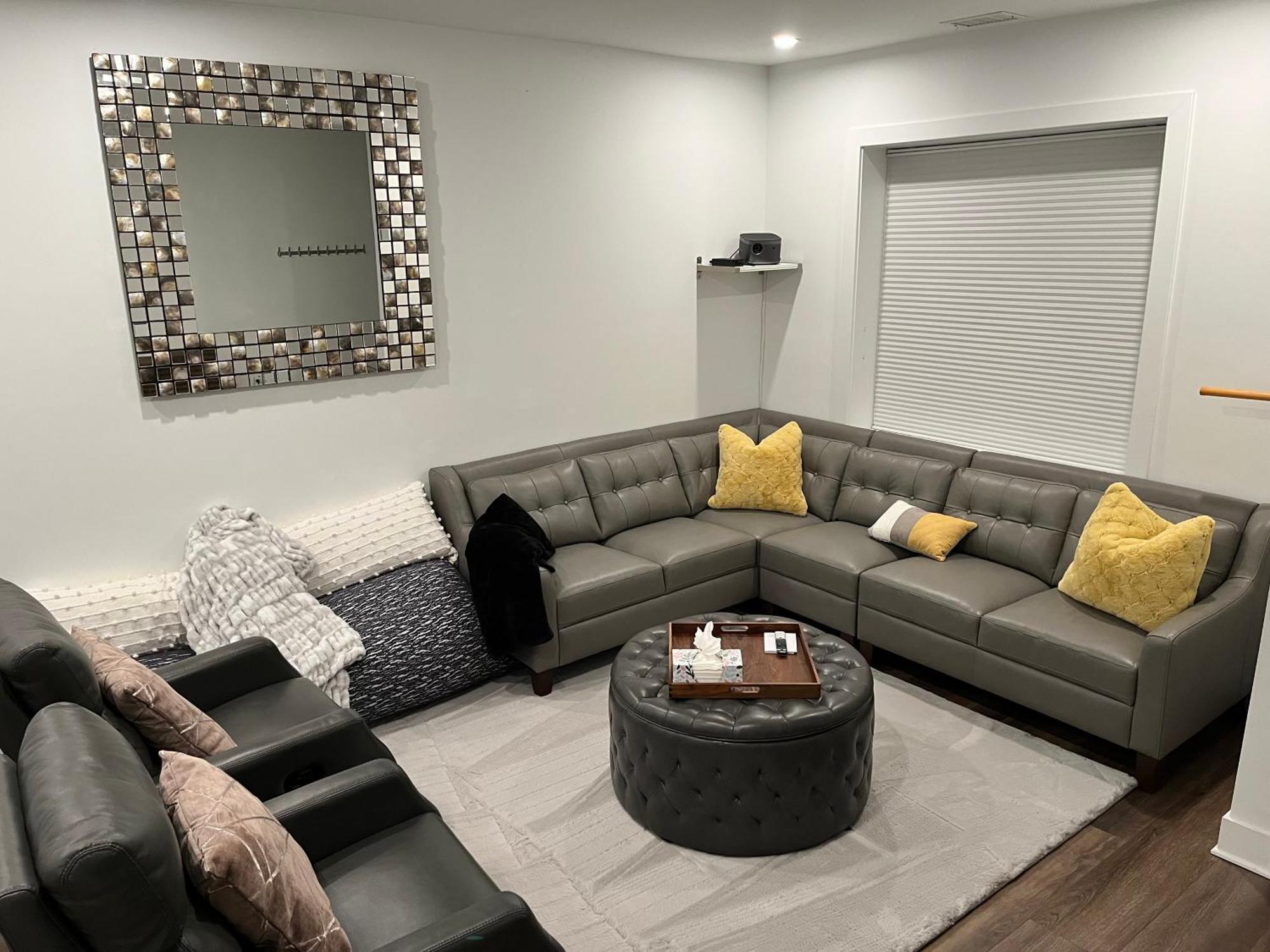1 Mile From Downtown, Near Metro And Free Parking Washington